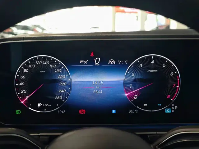 Mercedes-Benz GLE-Class — Фото автомобиля 18