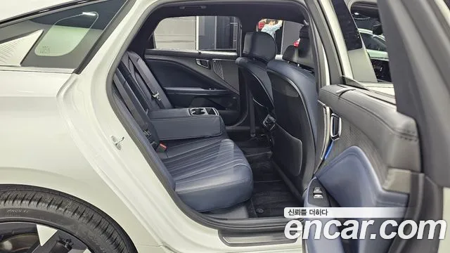 Kia K8 The New K8 3.5 Бензин 2WD — Фото автомобиля 12