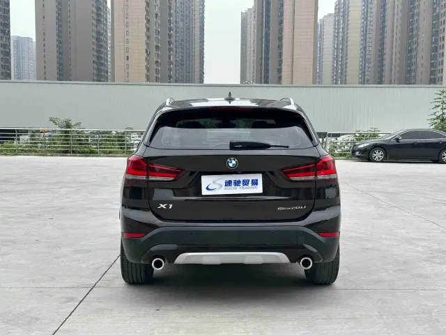 BMW X1 — Фото автомобиля 5