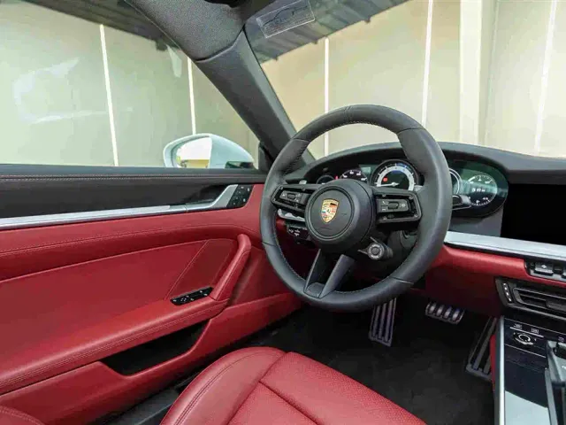 Porsche 911 — Фото автомобиля 3