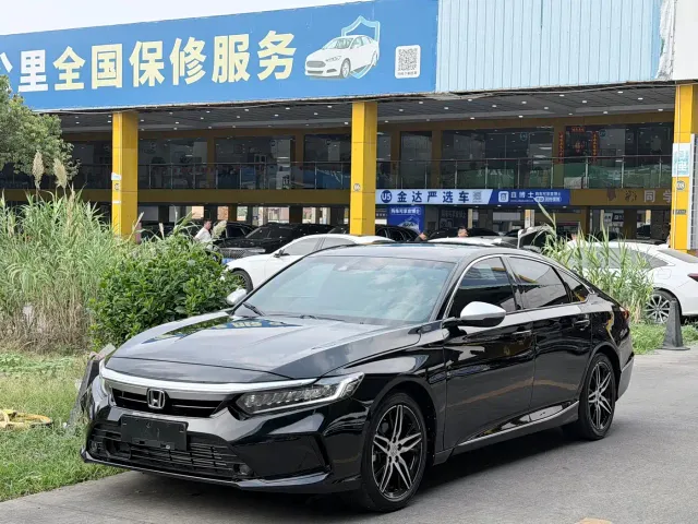 Фотография автомобиля — Honda Inspire