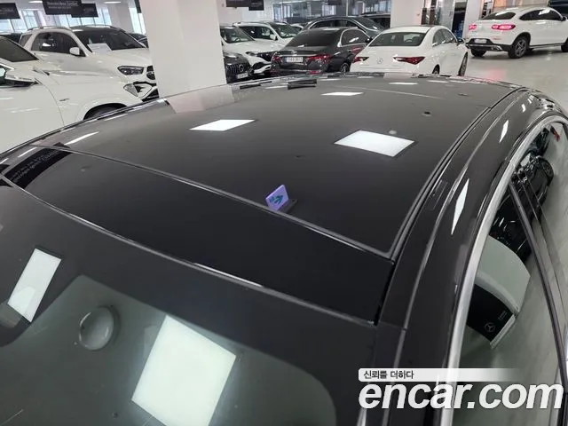 Mercedes-Benz S-Class — Фото автомобиля 12