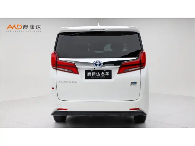 Toyota Alphard — Фото автомобиля 4