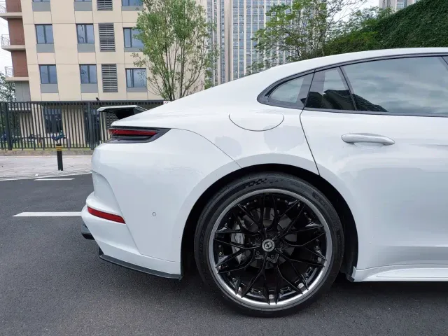 Porsche Panamera — Фото автомобиля 18