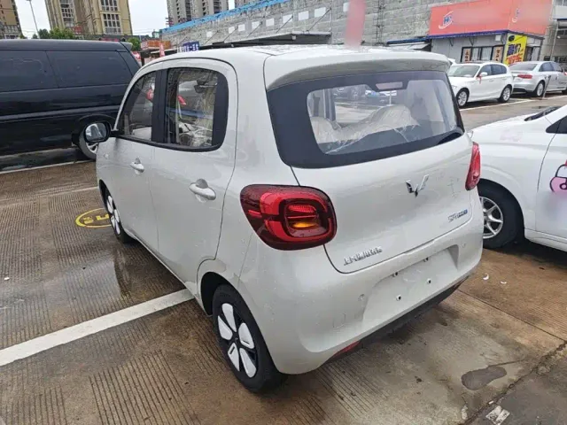 Wuling Hongguang Mini EV — Фото автомобиля 4