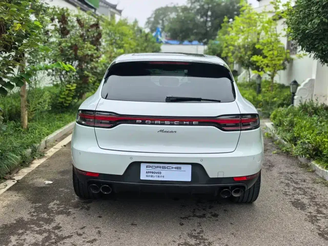 Porsche Macan — Фото автомобиля 14