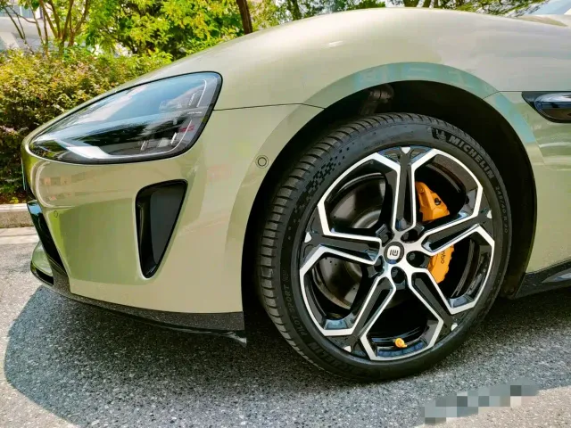 Xiaomi SU7 — Фото автомобиля 6