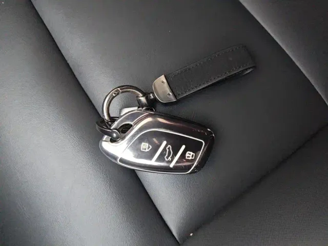MG MG5 2023 180DVVT CVT Luxury Edition — Фото автомобиля 8