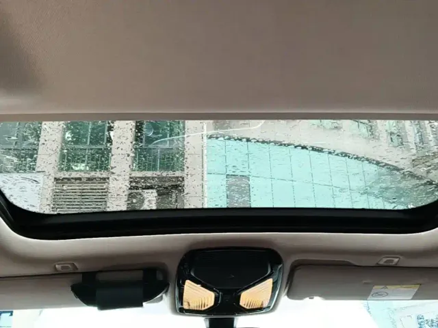 BMW 5 Series — Фото автомобиля 13