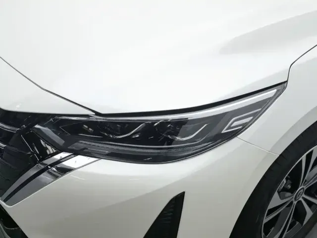 Nissan Sylphy — Фото автомобиля 7