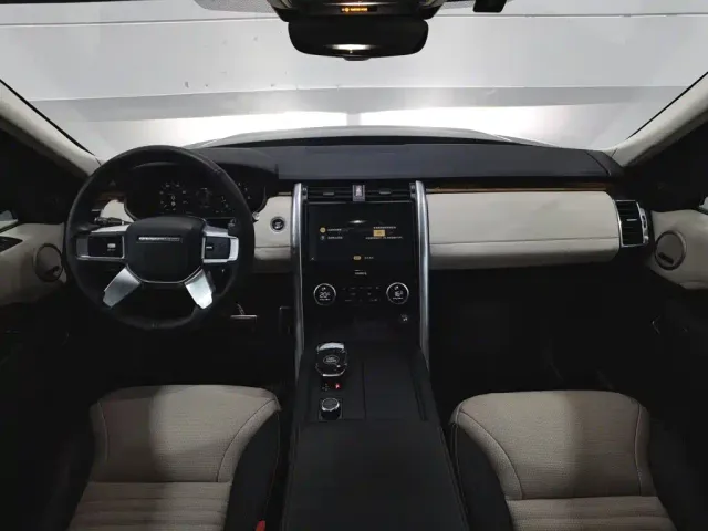 Land Rover Discovery — Фото автомобиля 5