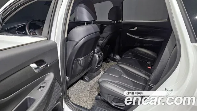 Hyundai Santafe Новый Santa Fe Дизель 2.2 2WD — Фото автомобиля 11