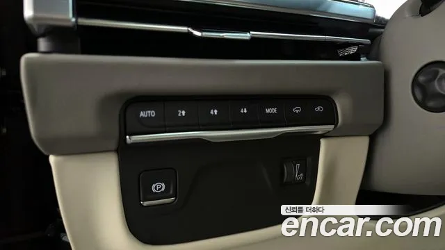 Cadillac Escalade Generation 5 — Фото автомобиля 20