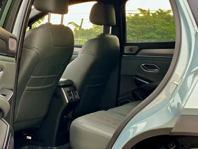 BYD Song L DM-i — Фото автомобиля 9