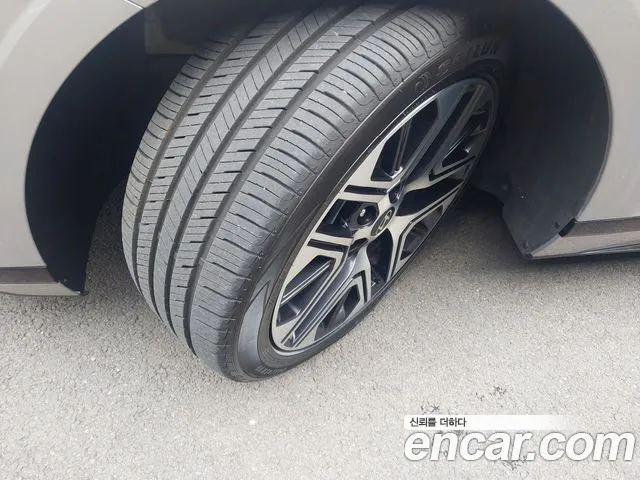 Hyundai Grandeur GN7 — Фото автомобиля 7