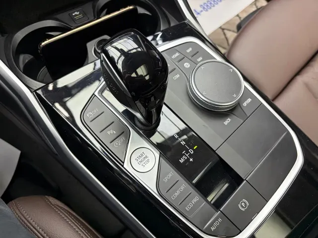 BMW 3 Series — Фото автомобиля 12