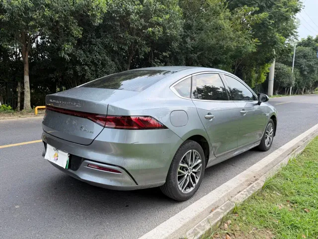 BYD Qin PLUS — Фото автомобиля 14
