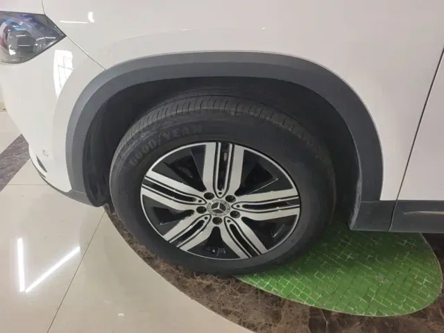 Mercedes-Benz EQA — Фото автомобиля 24