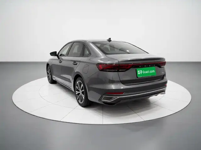 Geely Emgrand — Фото автомобиля 4