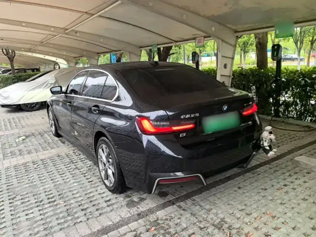 BMW i3 — Фото автомобиля 4