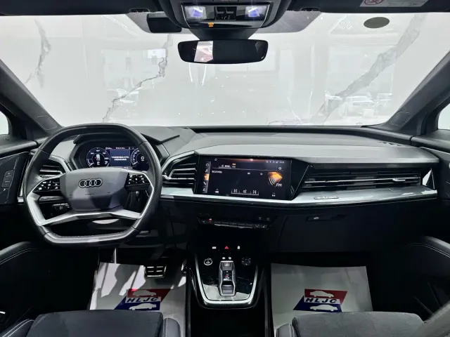 Audi Q5 e-tron — Фото автомобиля 10