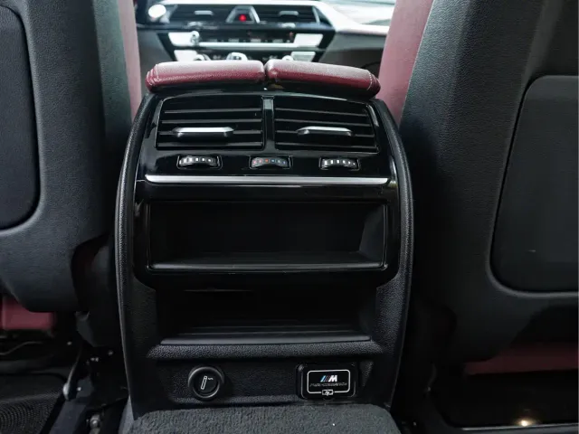 BMW 5 Series — Фото автомобиля 16