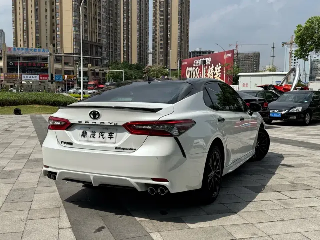 Toyota Camry — Фото автомобиля 7