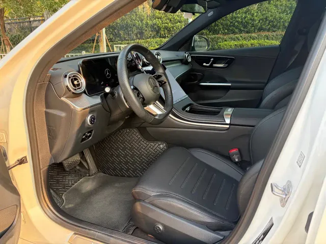 Mercedes-Benz C-Class — Фото автомобиля 5