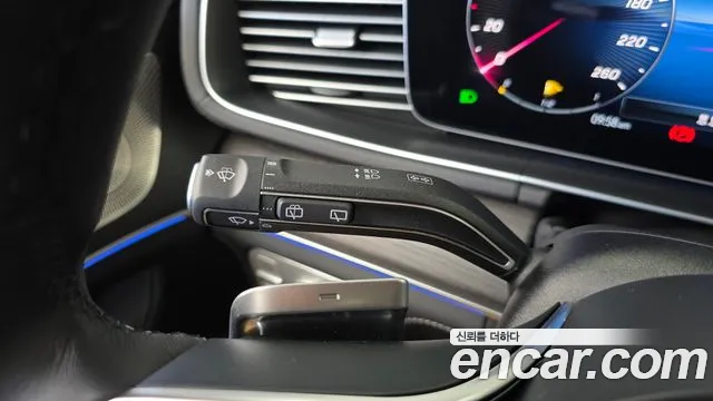 Mercedes-Benz GLE-Class — Фото автомобиля 29