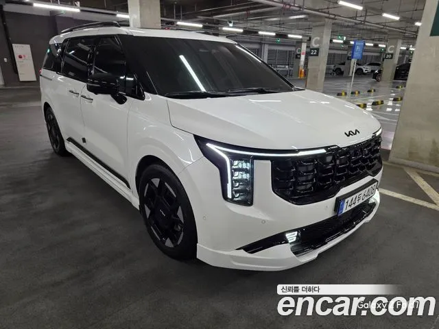 Kia Canival Новый Carnival 4 поколение Дизель 9 мест Signature — Фото автомобиля 3