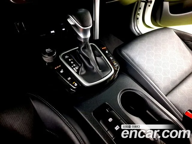 Kia Seltos Бензин 1.6 турбо 2WD — Фото автомобиля 9