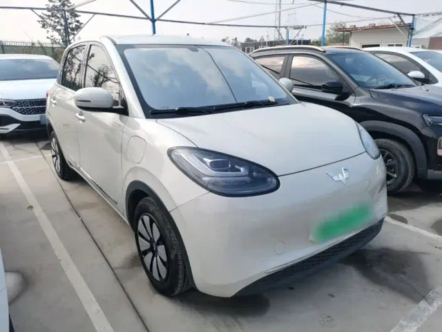 Wuling Bingo — Фото автомобиля 3