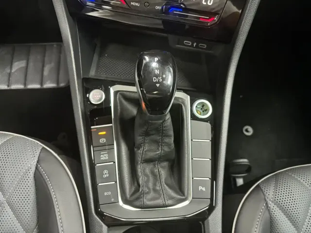 Volkswagen Sagitar — Фото автомобиля 14
