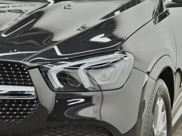 Mercedes-Benz GLE-Class — Фото автомобиля 29
