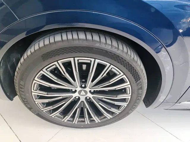 Deepal Deep Blue S09 — Фото автомобиля 22