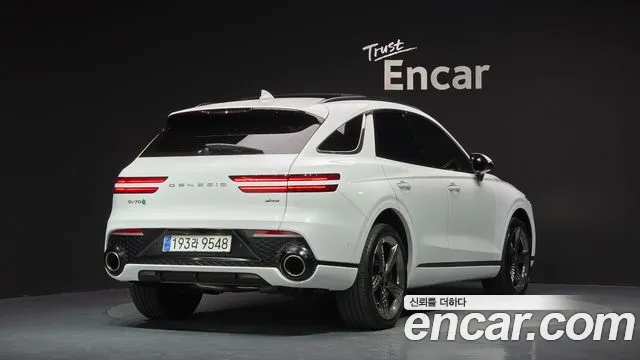 Genesis GV70 — Фото автомобиля 2