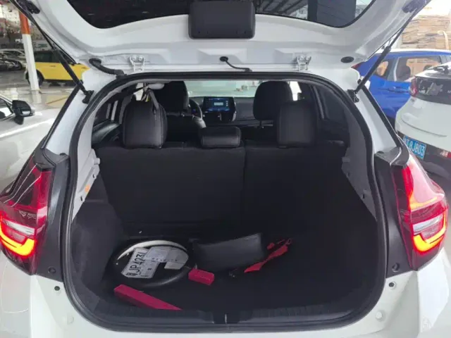 Toyota Vios FS — Фото автомобиля 18