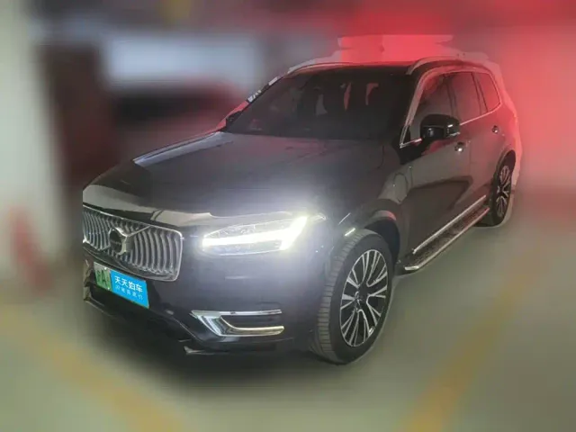 Фотография автомобиля — Volvo XC90