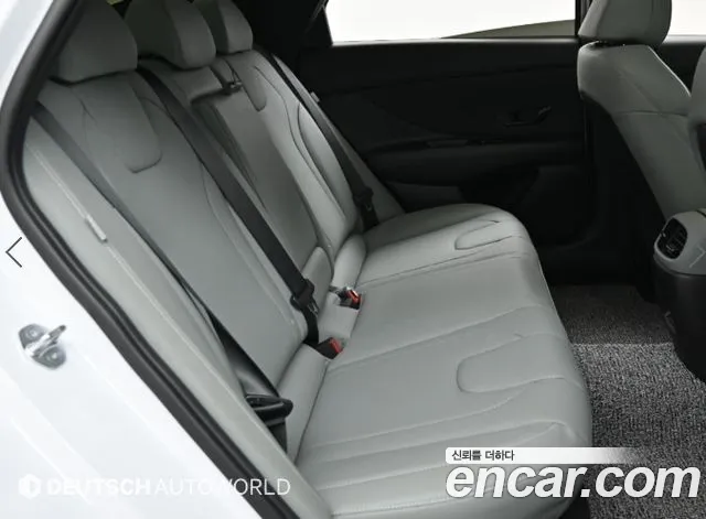 Hyundai AVANTE Новый Avante (CN7) — Фото автомобиля 12