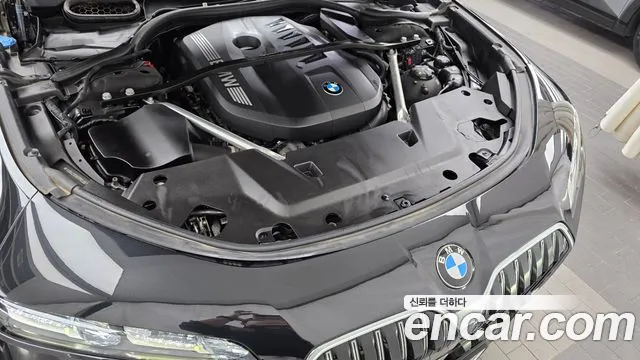 BMW 7 Series G70 — Фото автомобиля 9