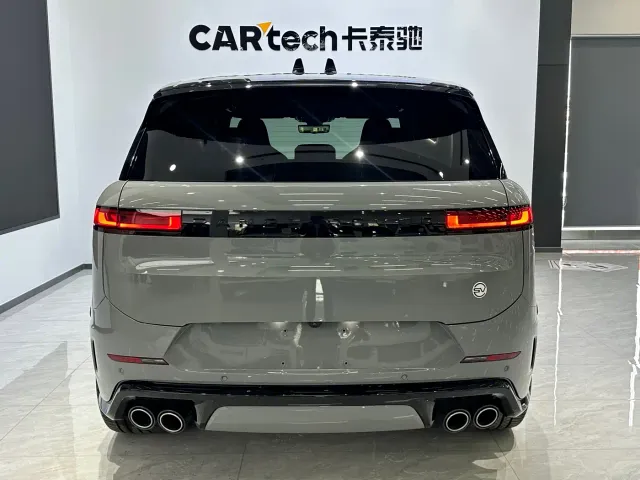 Land Rover Range Rover Sport — Фото автомобиля 6