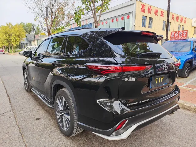 Toyota Crown Kluger — Фото автомобиля 8