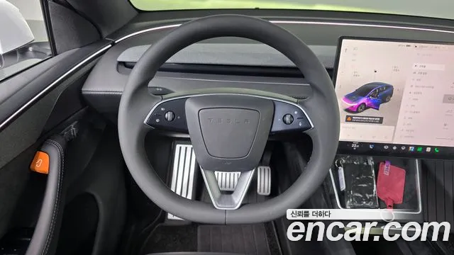 Tesla Model Y — Фото автомобиля 20