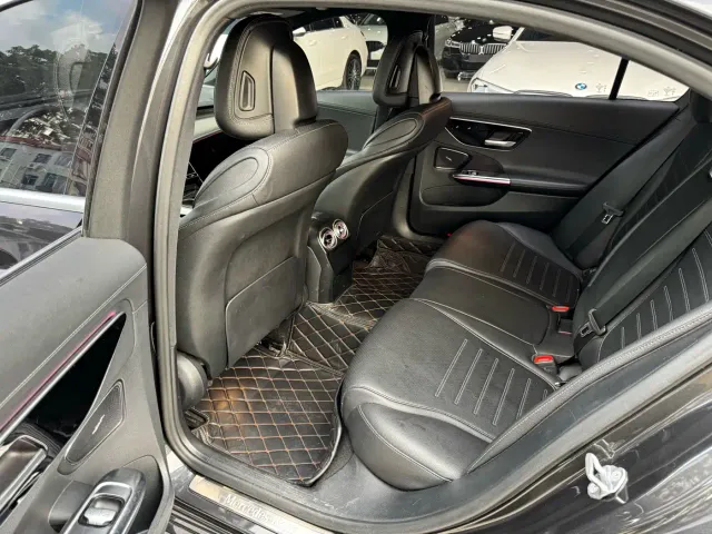 Mercedes-Benz C-Class — Фото автомобиля 8