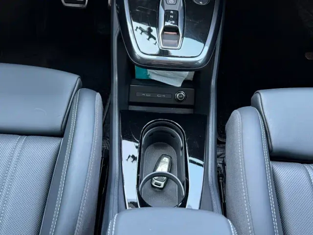 Audi Audi Q4 e-tron 2024 40 e-tron Creation Edition — Фото автомобиля 17