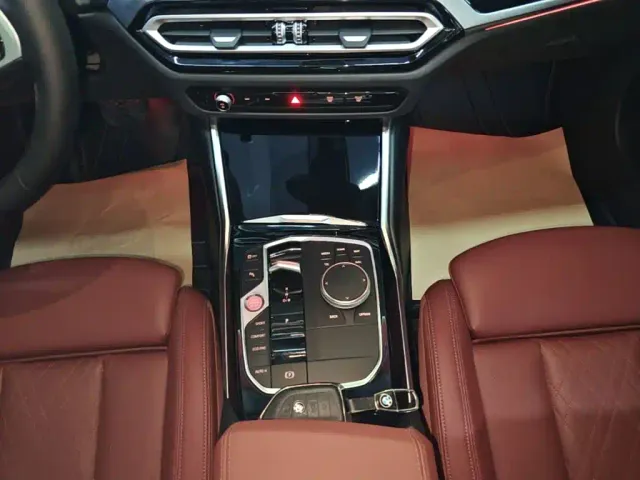 BMW i3 — Фото автомобиля 13