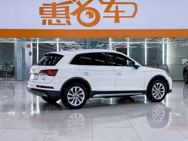 Audi Q5L — Фото автомобиля 22