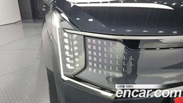 Kia EV9 — Фото автомобиля 22