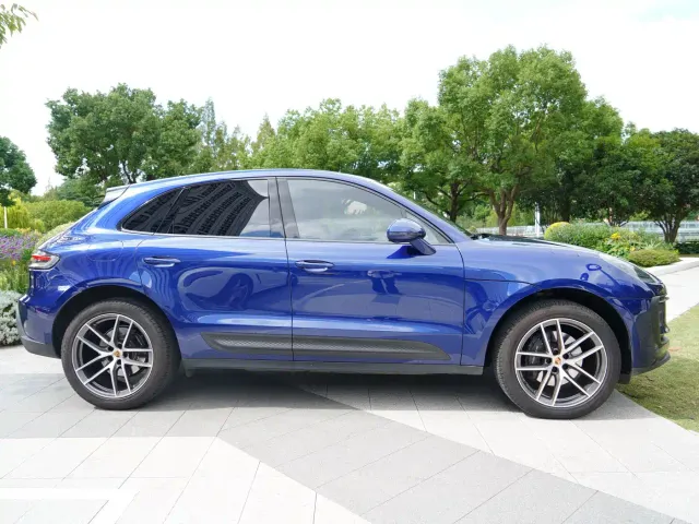 Porsche Macan — Фото автомобиля 13