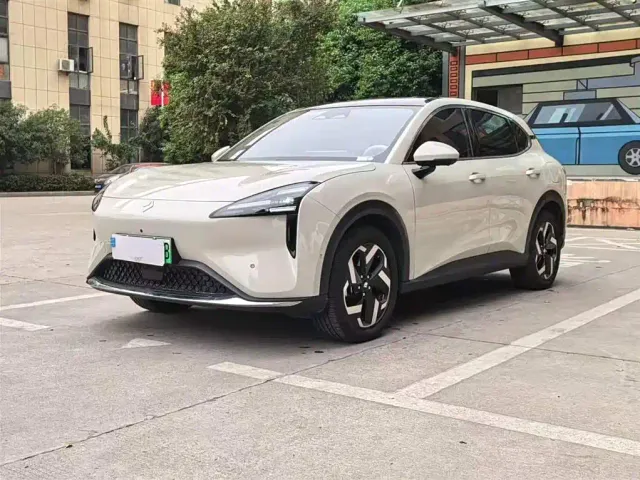 Фотография автомобиля — Baojun Yunhai